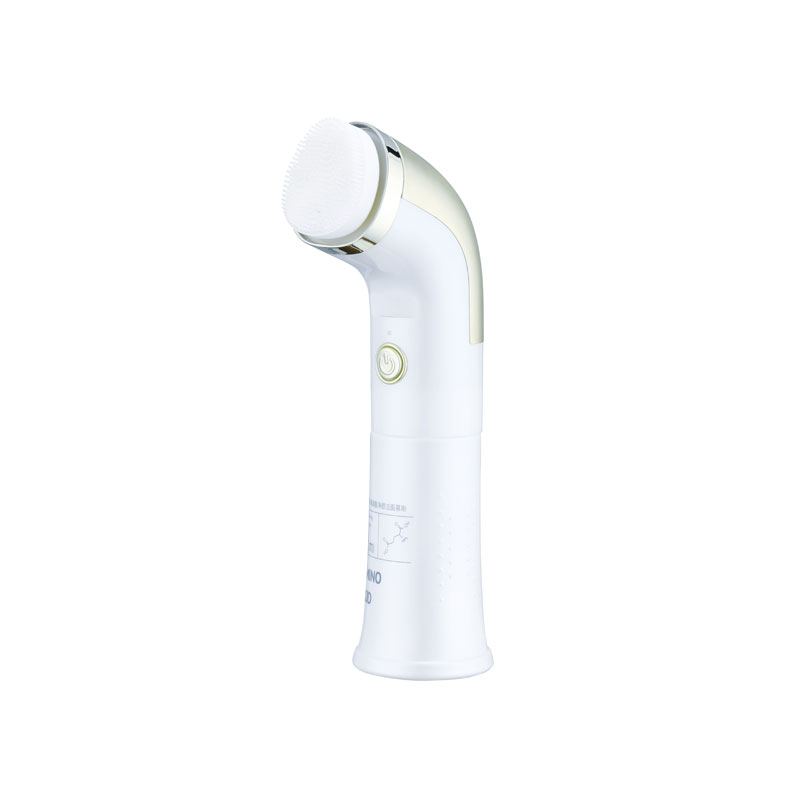 Rechargeable cleansing instrument